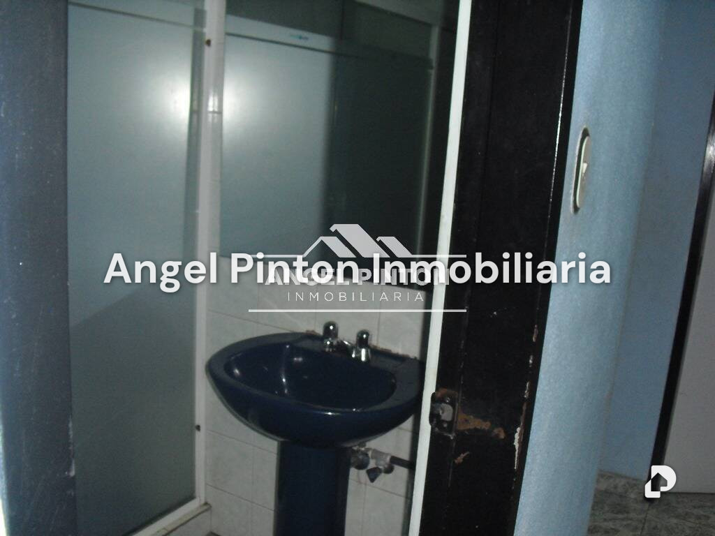 Edificio en Boleíta Sur, Caracas – 12