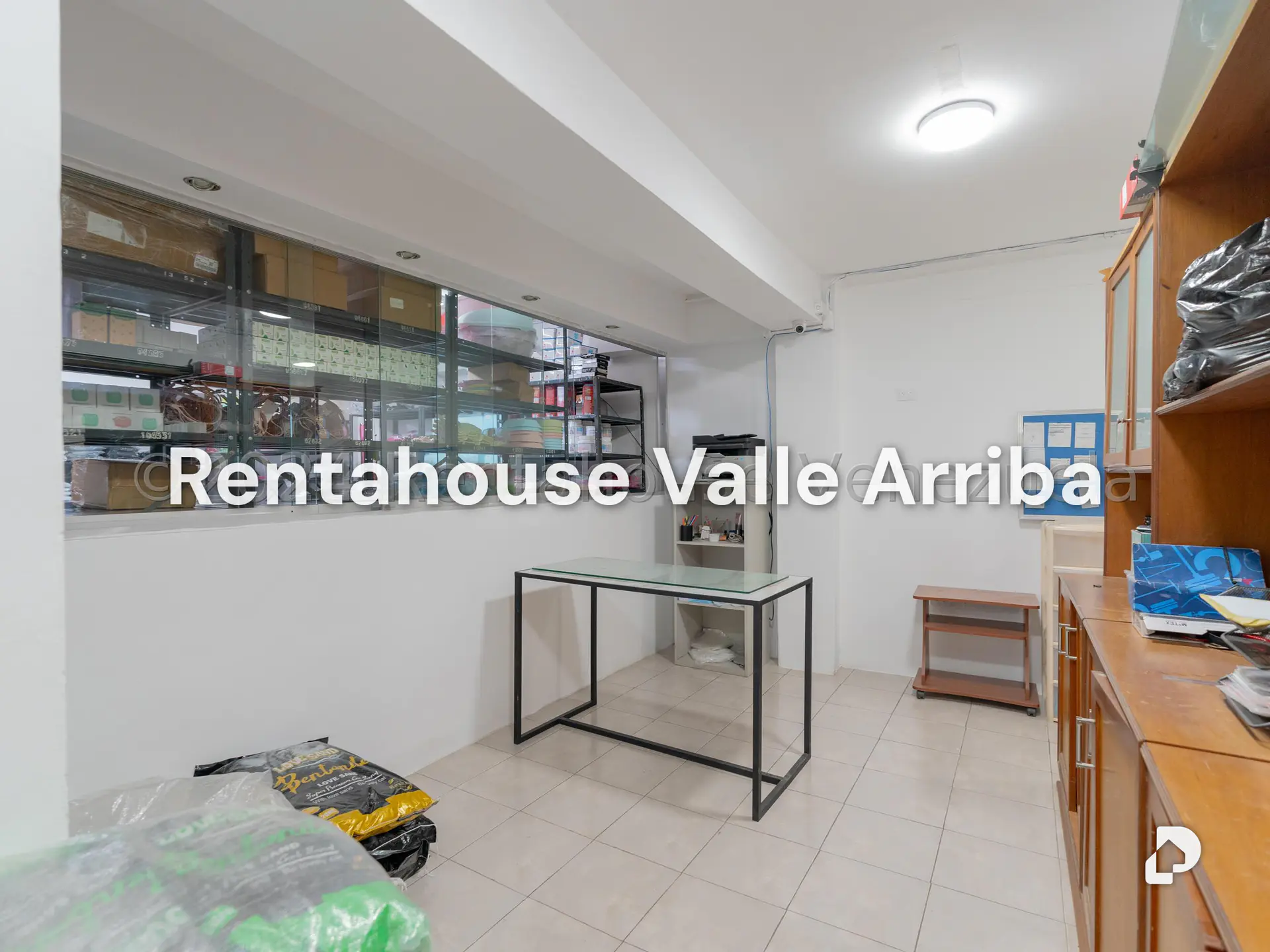 Local comercial en Cementerio, Caracas – 15