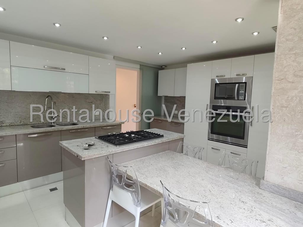 Apartamento en Colinas de Valle Arriba, Caracas