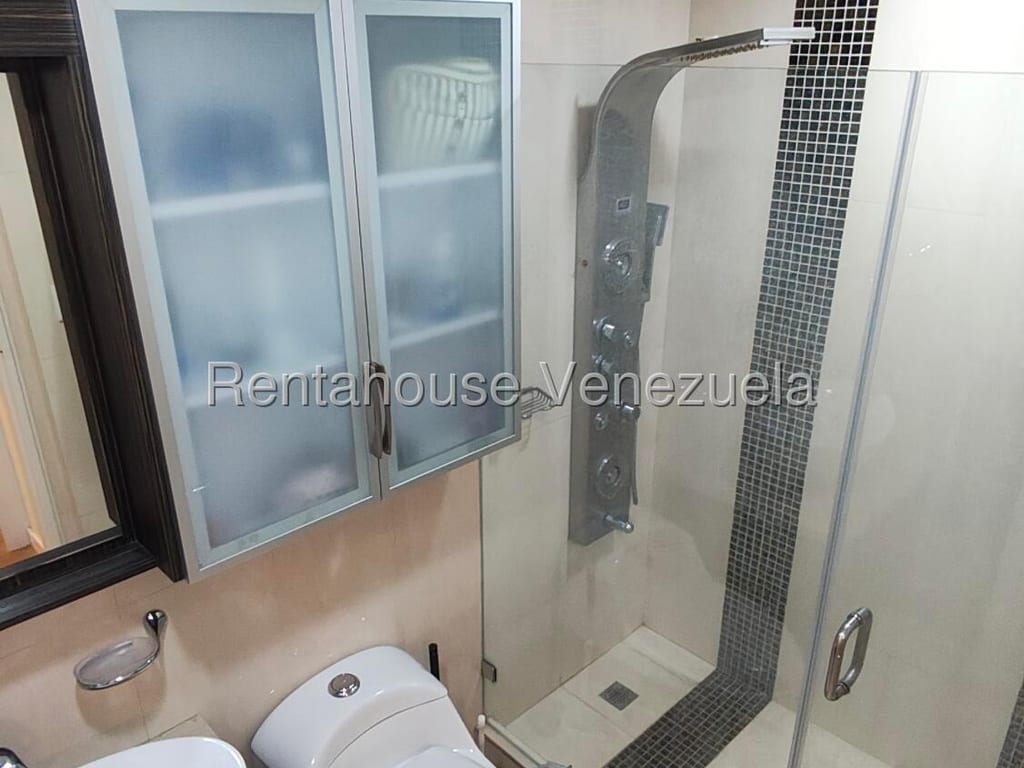 Apartamento en Colinas de Valle Arriba, Caracas