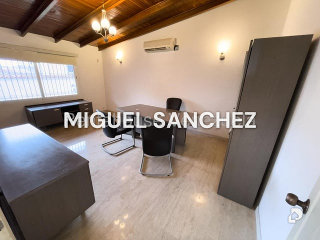 Casa en Santa Paula, Caracas – 20