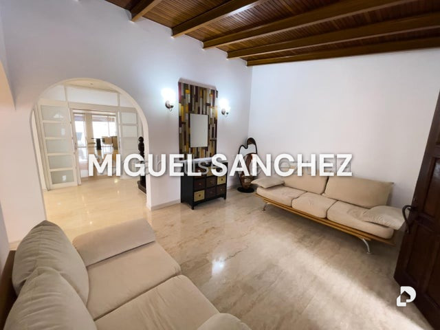 Casa en Santa Paula, Caracas – 9