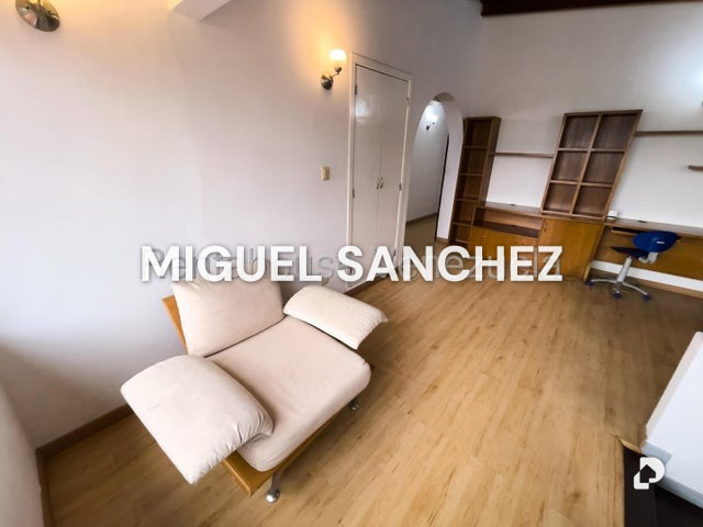 Casa en Santa Paula, Caracas – 28