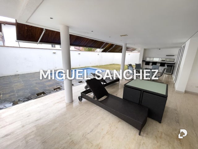 Casa en Santa Paula, Caracas – 7