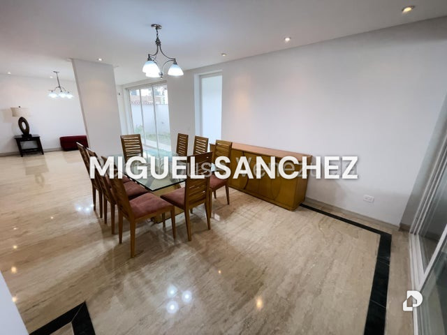 Casa en Santa Paula, Caracas – 10