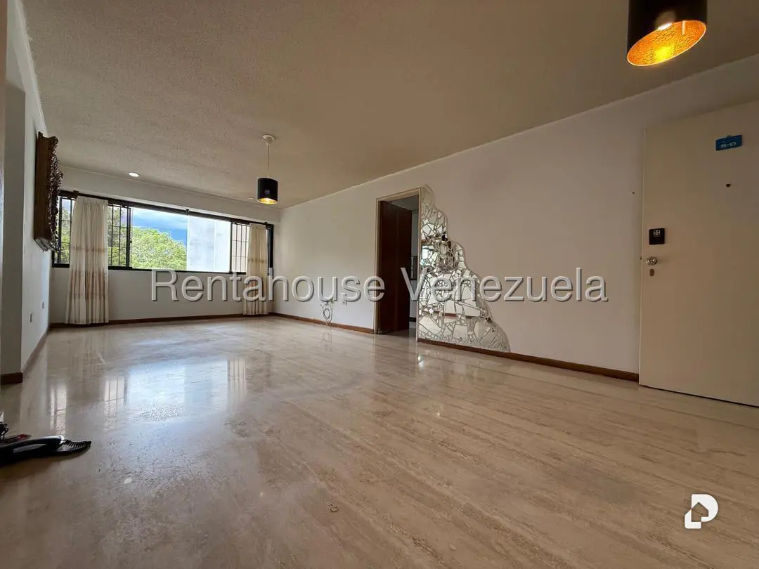 Apartamento en Guaicay, Caracas – 11