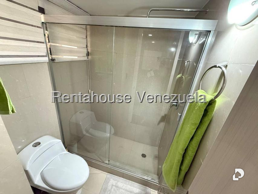 Apartamento en El Rosal, Caracas – 14