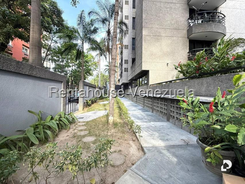 Apartamento en El Rosal, Caracas – 27