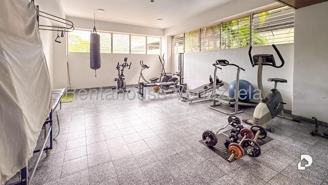 Apartamento en Santa Fe Sur, Caracas – 9
