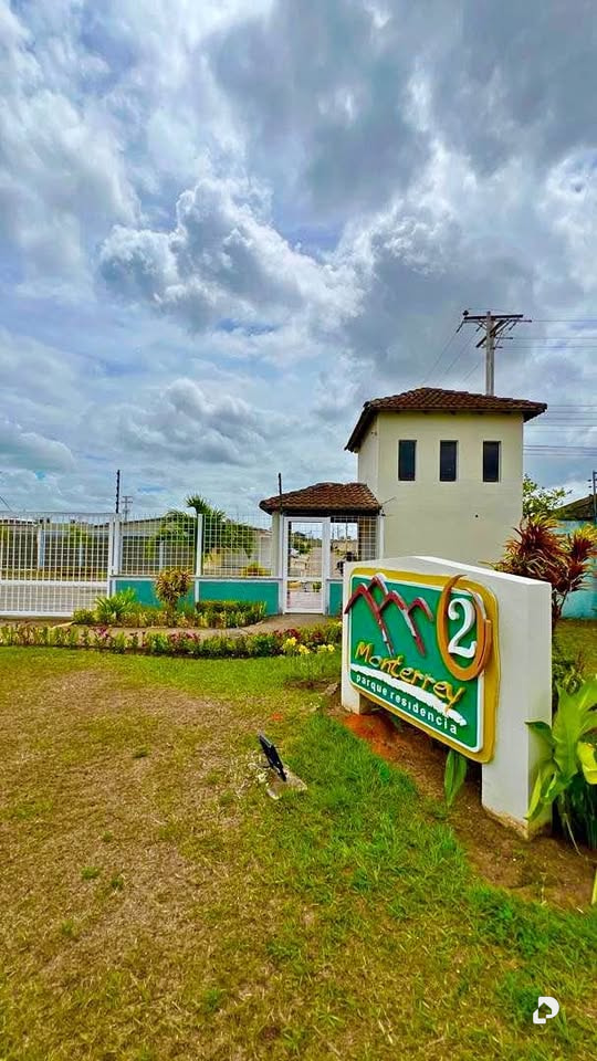 Land in Maturín – 1