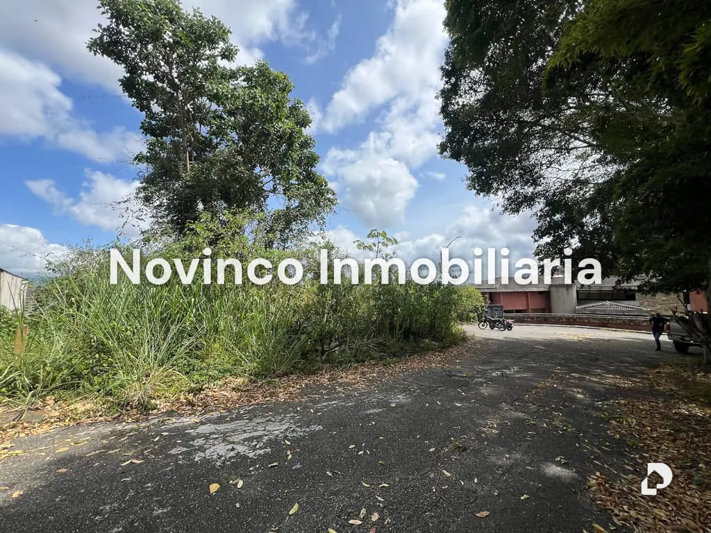 Terreno en La Lagunita, Caracas – 3