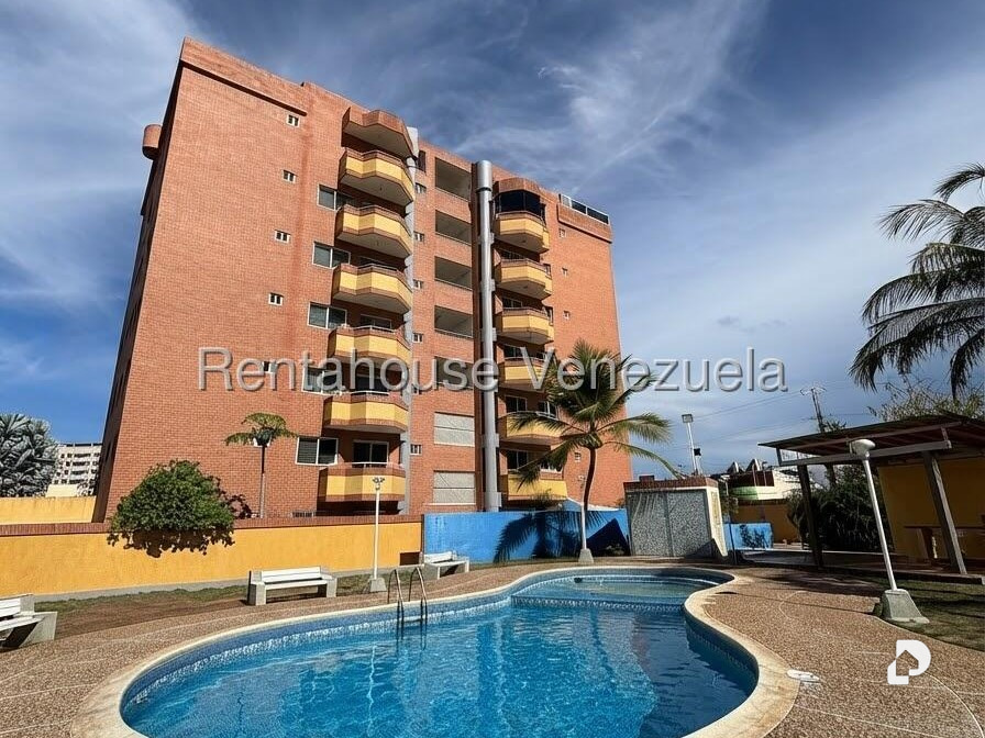 Penthouse en Los Robles, Pampatar – 1