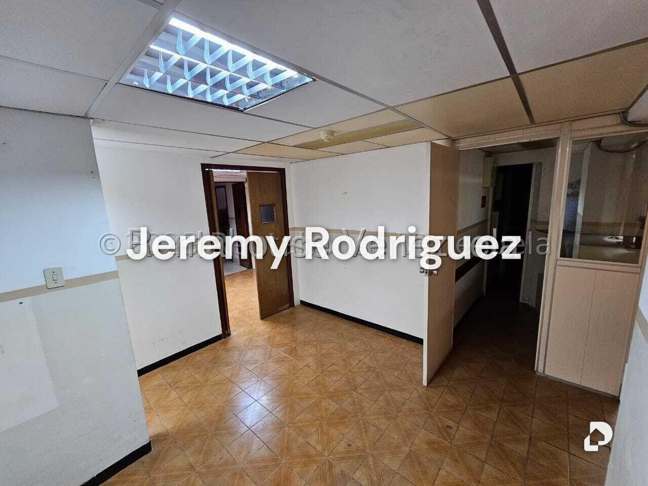 Local comercial en San Antonio de Los Altos, Altos Mirandinos – 13