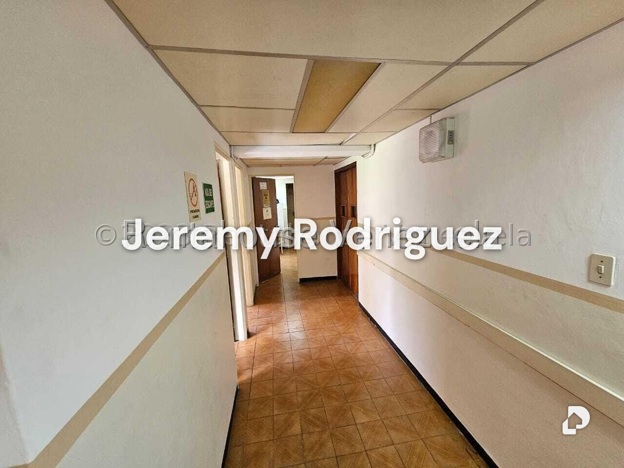 Local comercial en San Antonio de Los Altos, Altos Mirandinos – 8