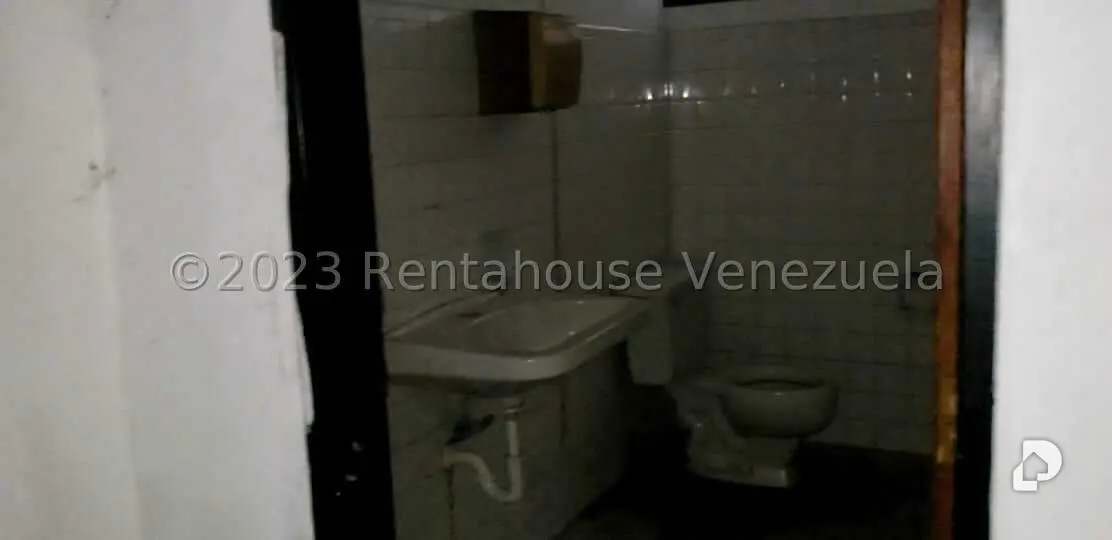 Commercial space in Catedral, Caracas – 11