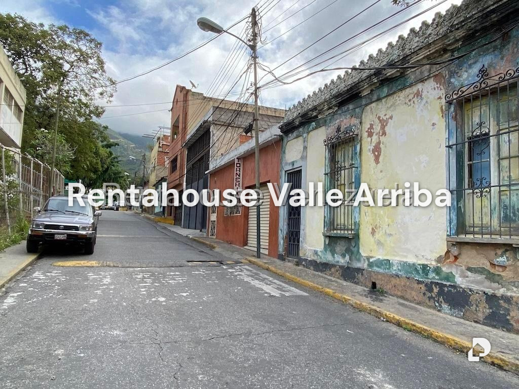 Edificio en Parroquia La Candelaria, Caracas – 2