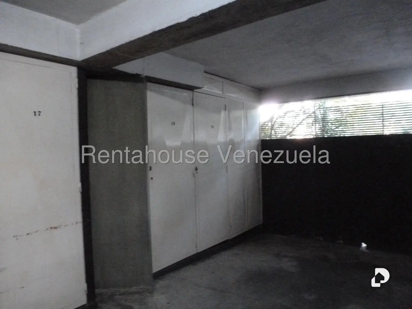 Apartamento en Lomas de Las Mercedes, Caracas – 22