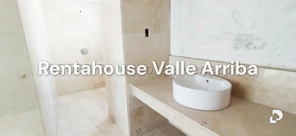 Apartamento en Campo Alegre, Caracas – 22