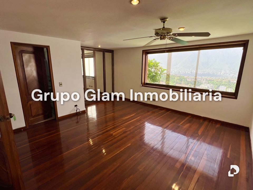 Casa en Cerro Verde, Caracas – 18