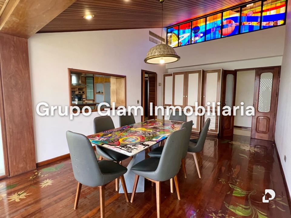 Casa en Cerro Verde, Caracas – 11