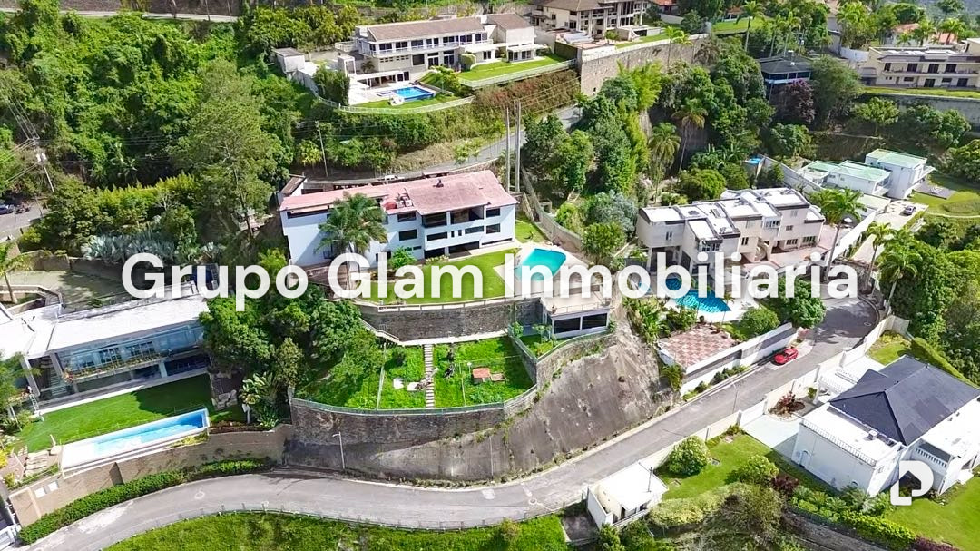 Casa en Cerro Verde, Caracas – 53