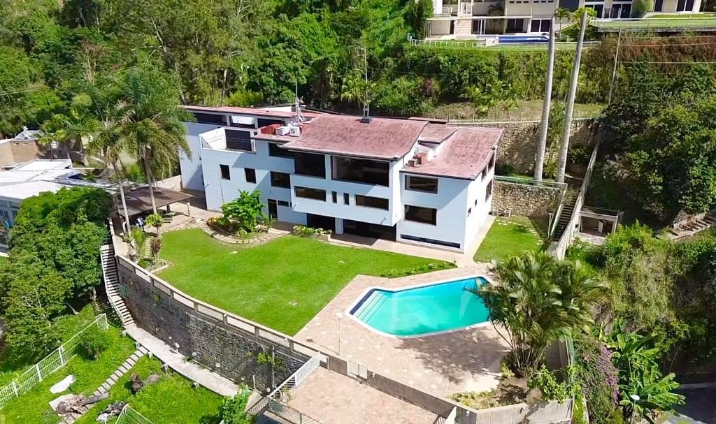 Casa en Cerro Verde, Caracas - 1
