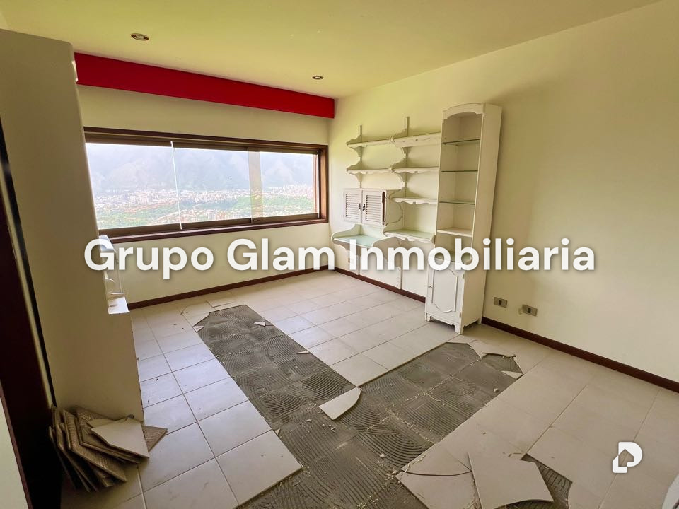 Casa en Cerro Verde, Caracas – 24