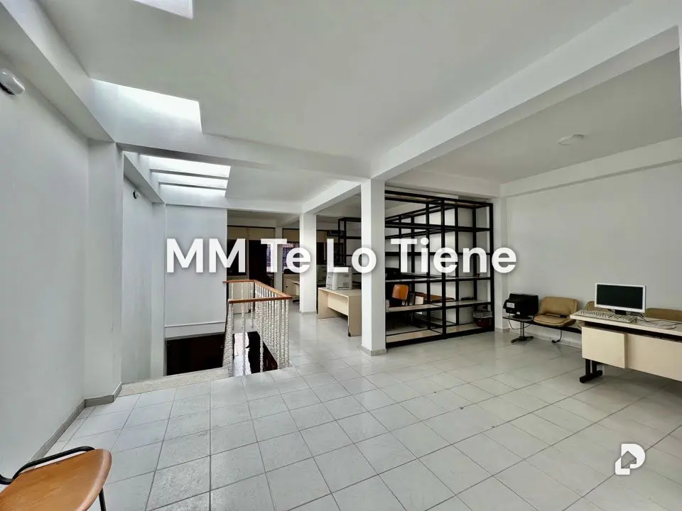 Local comercial en Los Dos Caminos, Caracas – 3