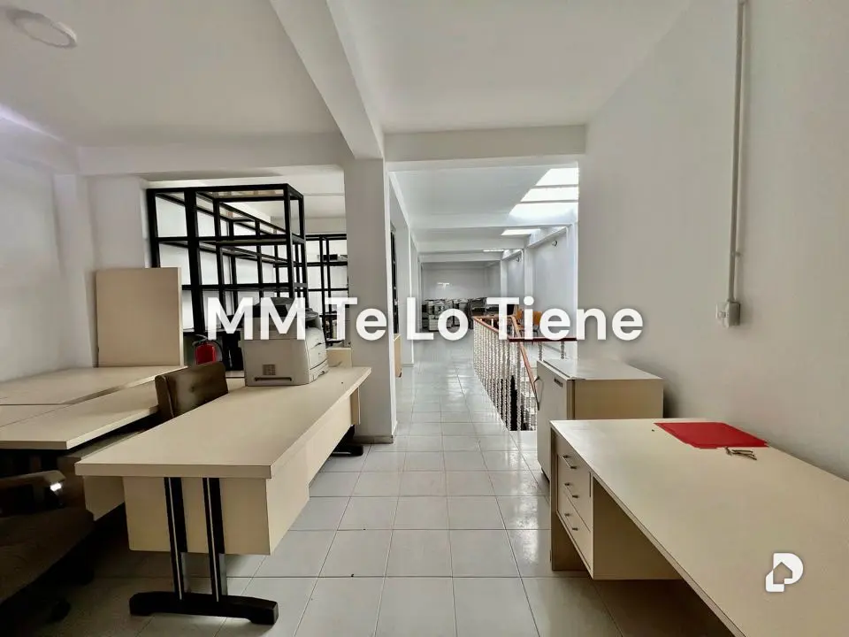 Local comercial en Los Dos Caminos, Caracas – 2