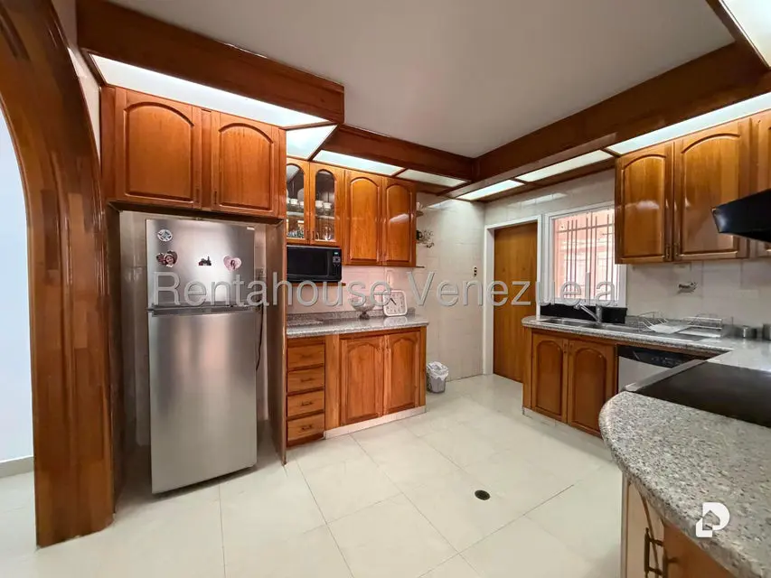 Casa en Barrio Puente Nuevo, Maracay – 12