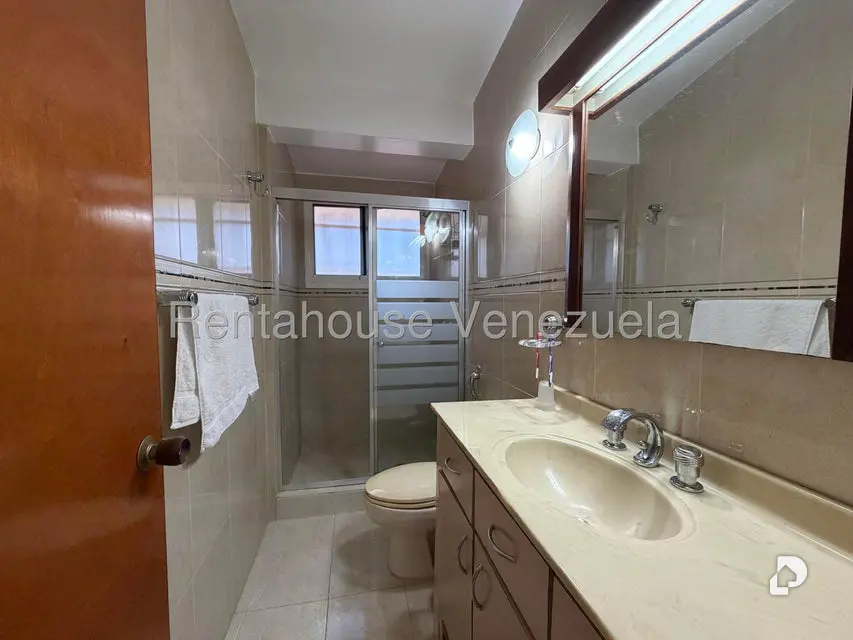 Casa en Barrio Puente Nuevo, Maracay – 19