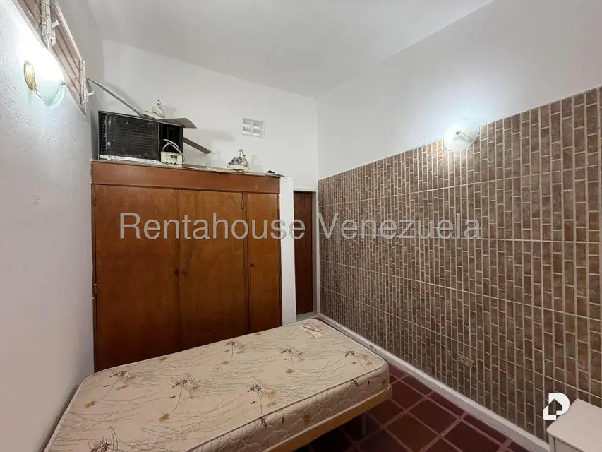 Casa en Barrio Puente Nuevo, Maracay – 28