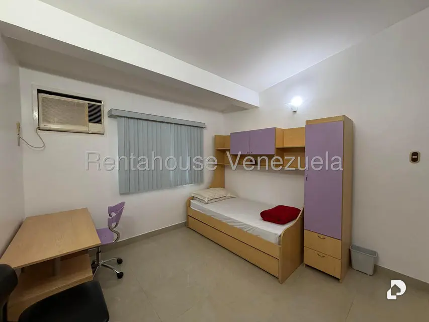 Casa en Barrio Puente Nuevo, Maracay – 16