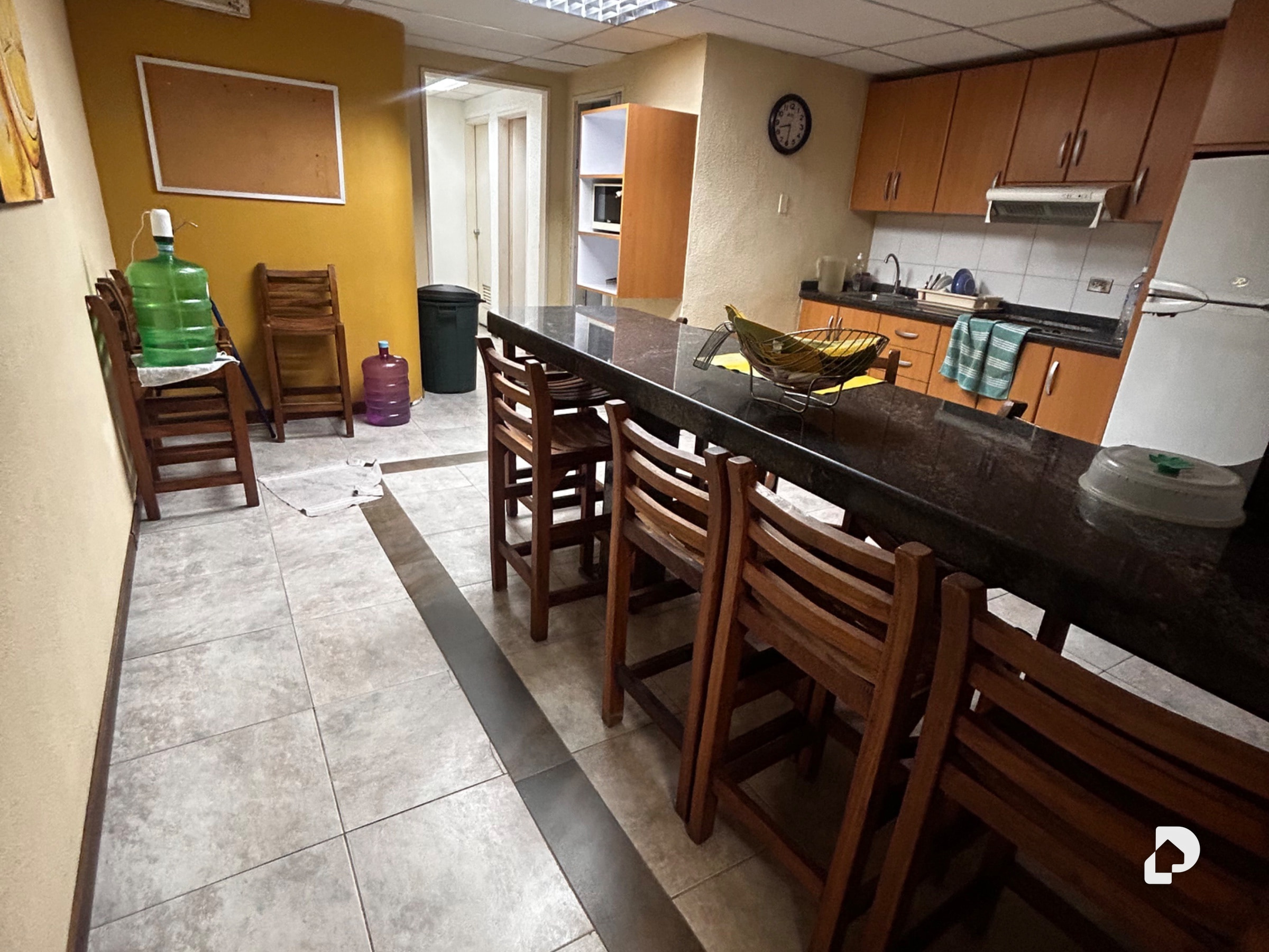Local comercial en Los Dos Caminos, Caracas – 20