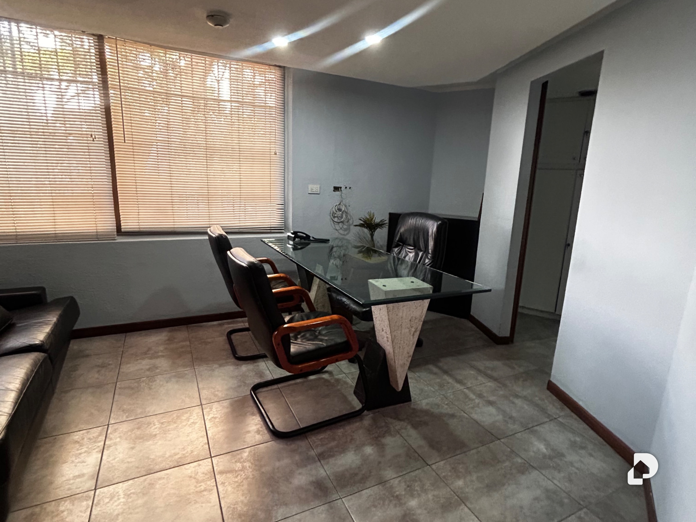 Local comercial en Los Dos Caminos, Caracas – 7