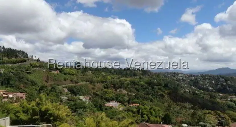 Land in Oripoto, Caracas - 1