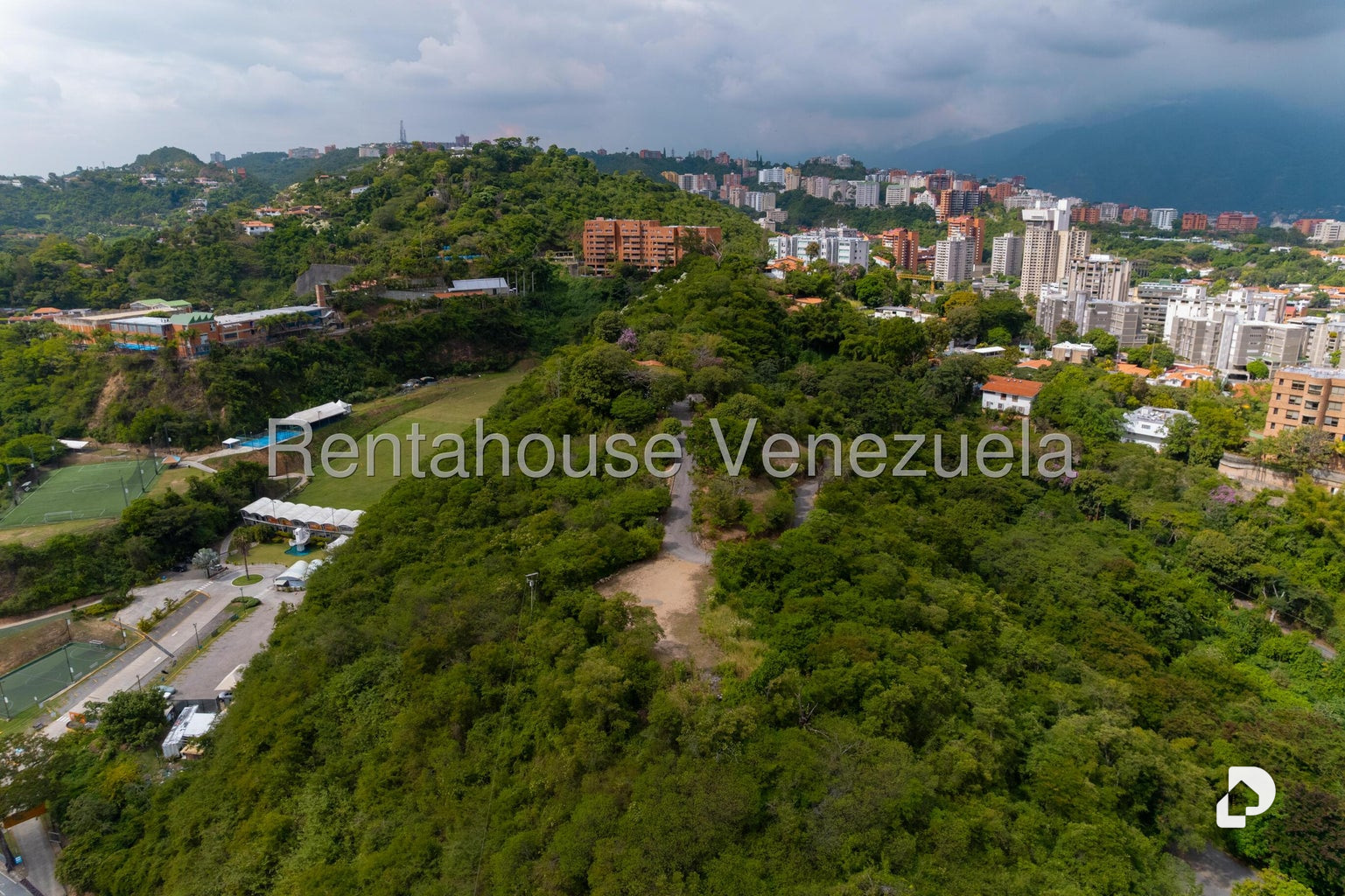 Terreno en Los Campitos, Caracas – 1