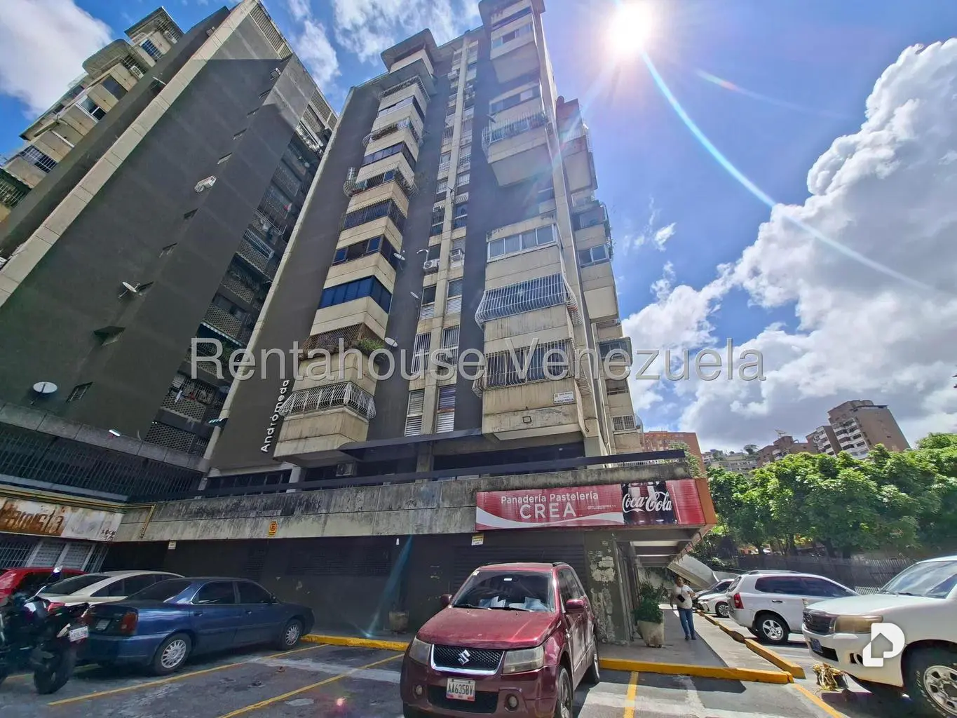 Local comercial en Santa Mónica, Caracas – 12