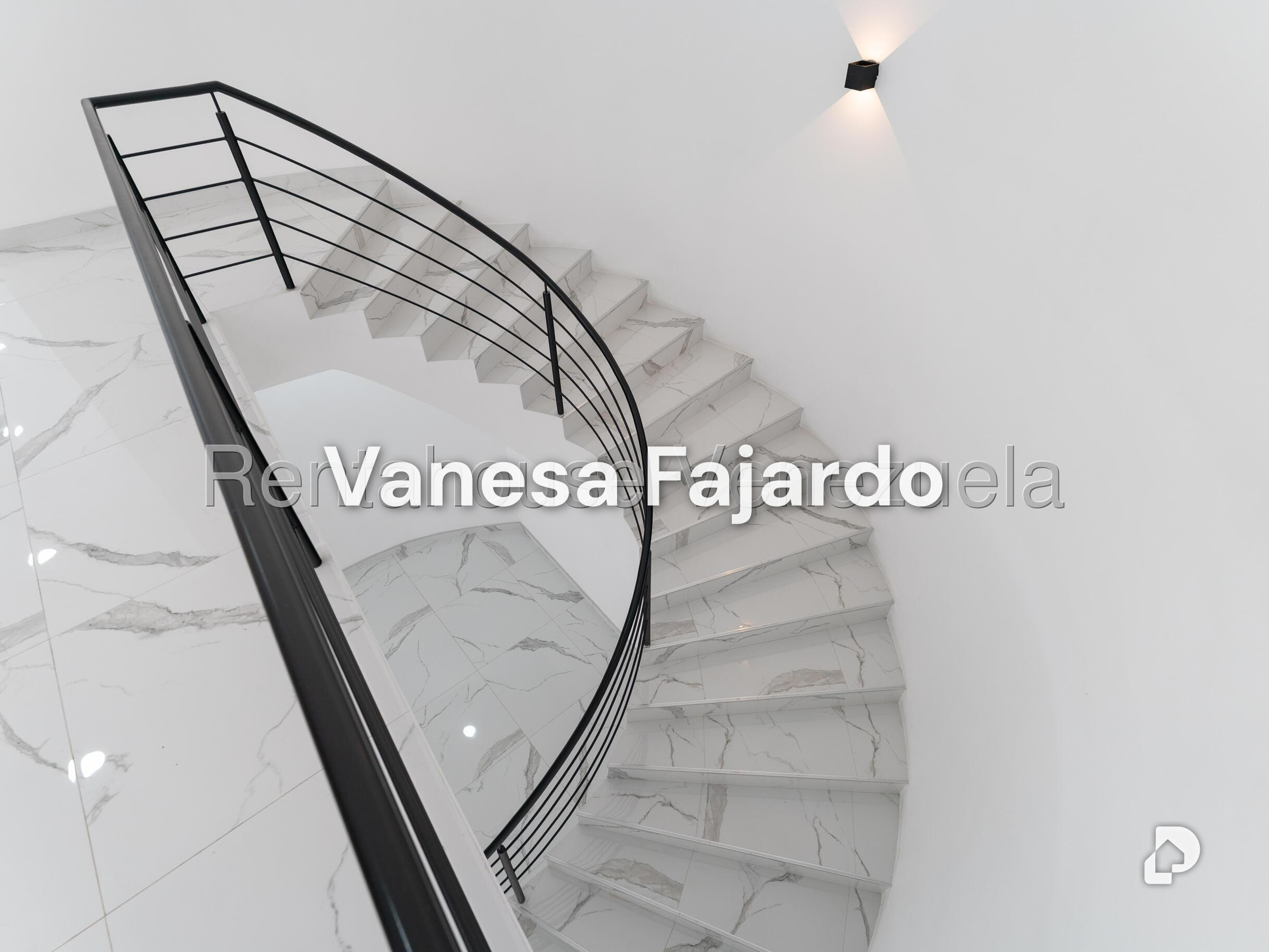 Casa en Country Club, Caracas – 25