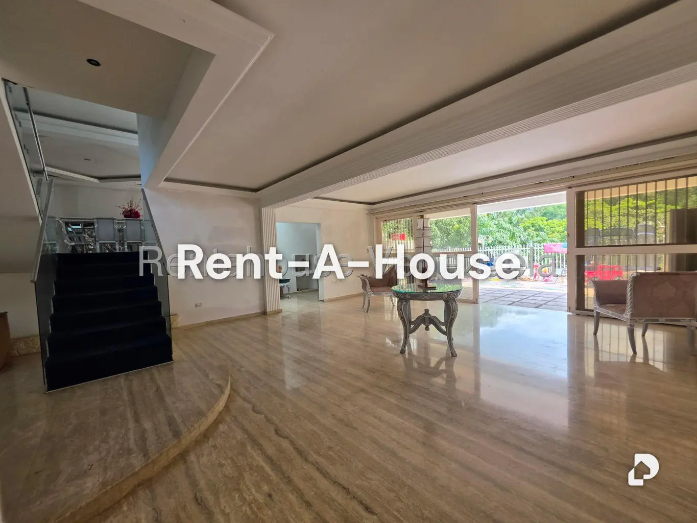 Casa en El Cafetal, Caracas – 30