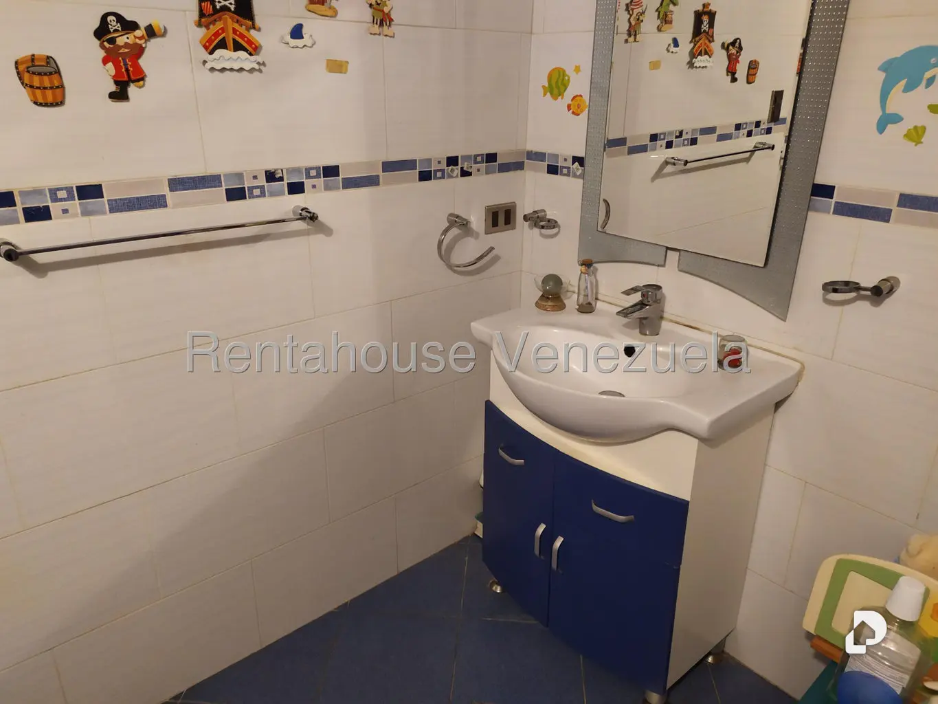 Casa en Monte Claro, Caracas – 30