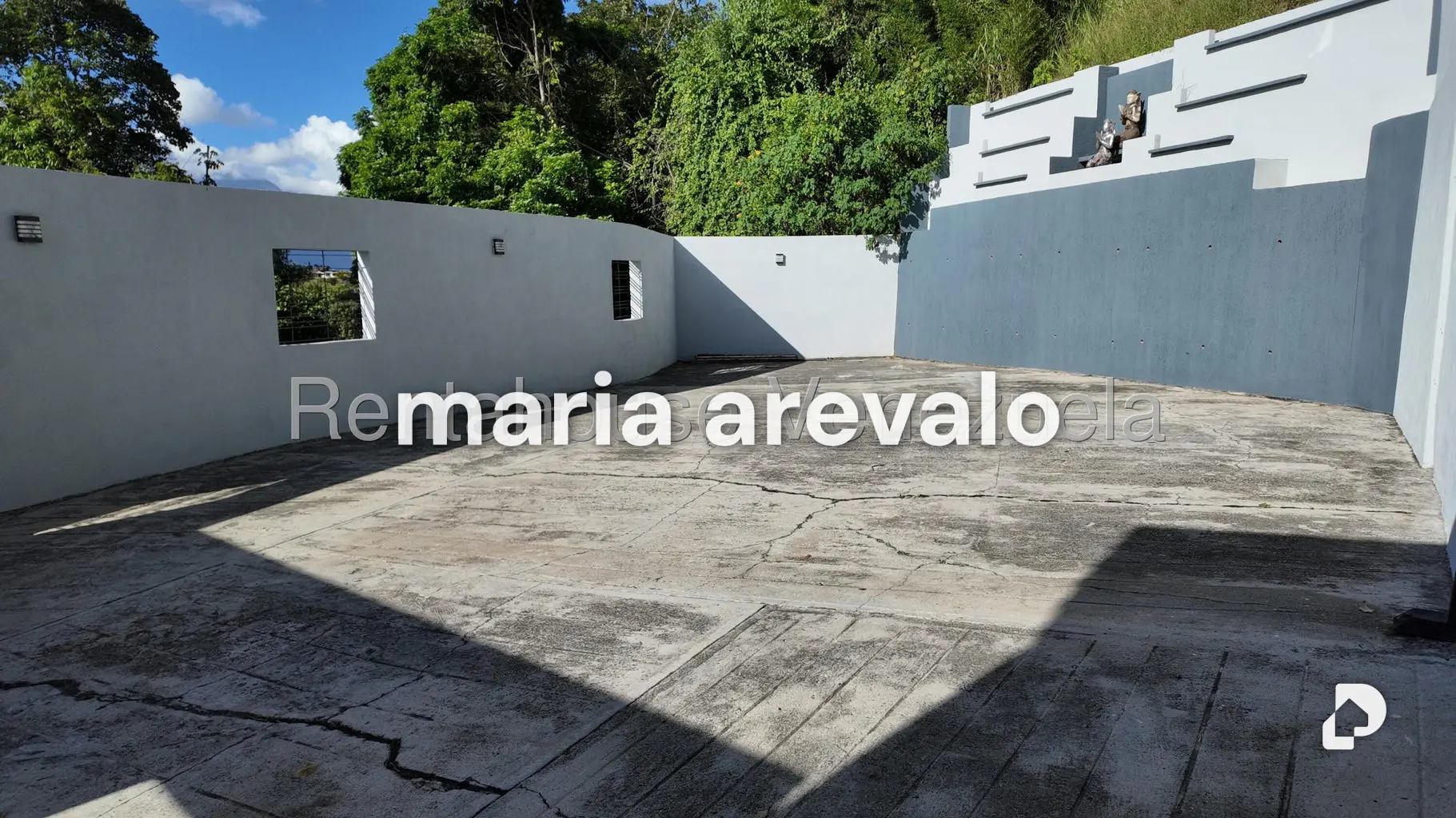 Casa en Los Naranjos (del Cafetal), Caracas – 29