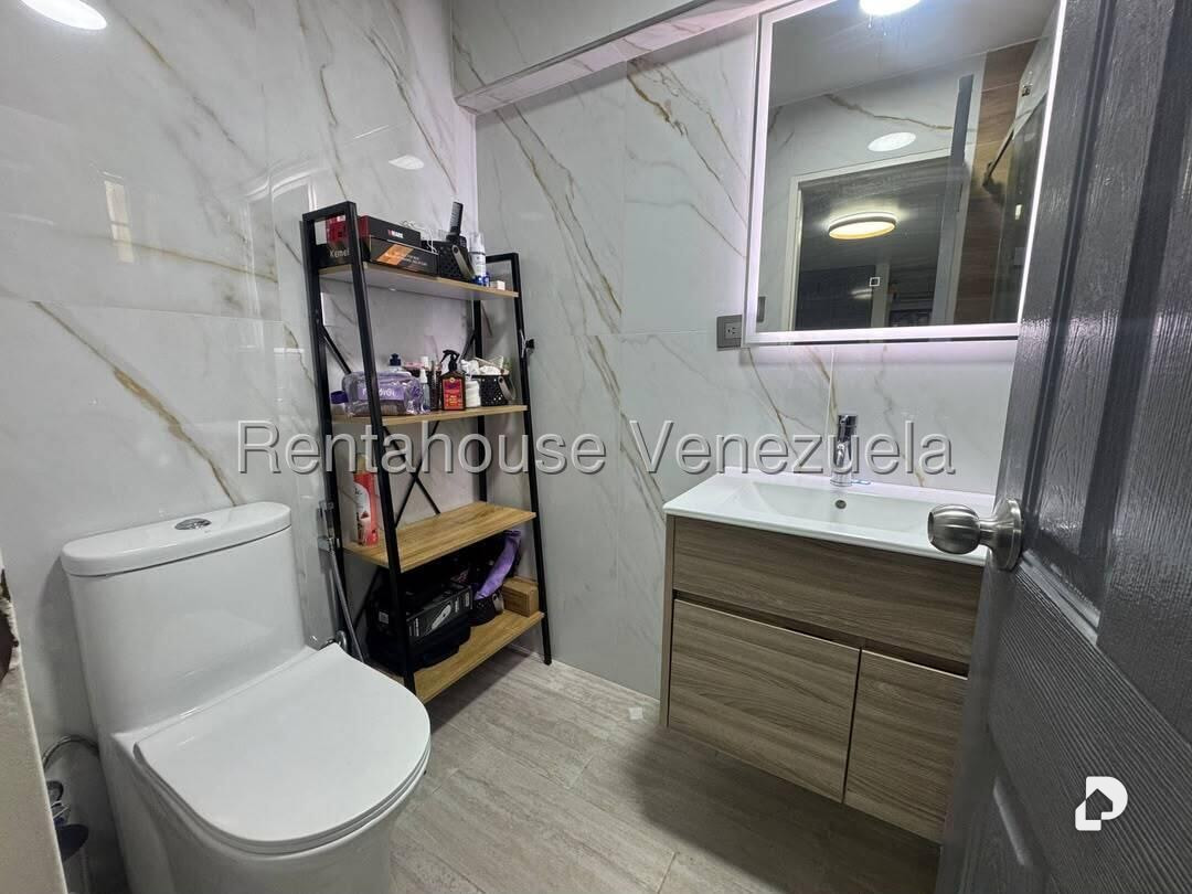 Apartamento en Santa Mónica, Caracas – 18