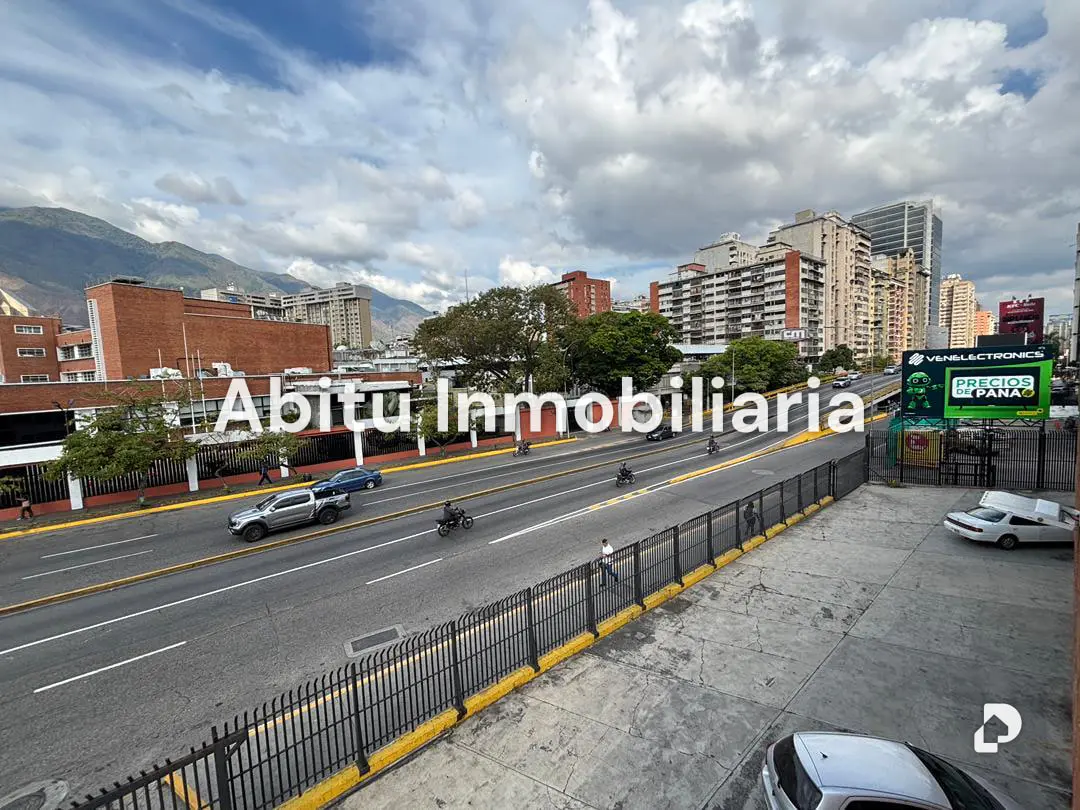 Commercial space in Los Ruices, Caracas – 14
