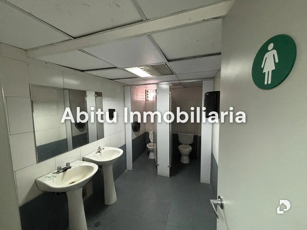 Commercial space in Los Ruices, Caracas – 13