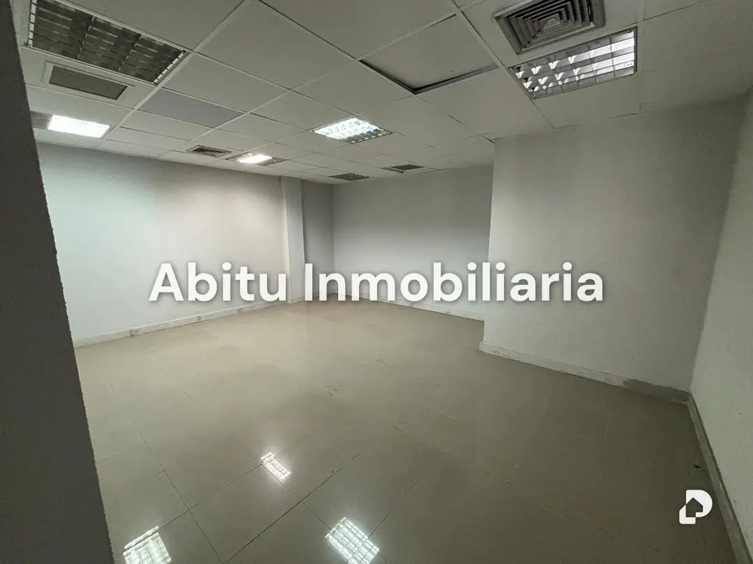 Commercial space in Los Ruices, Caracas – 10