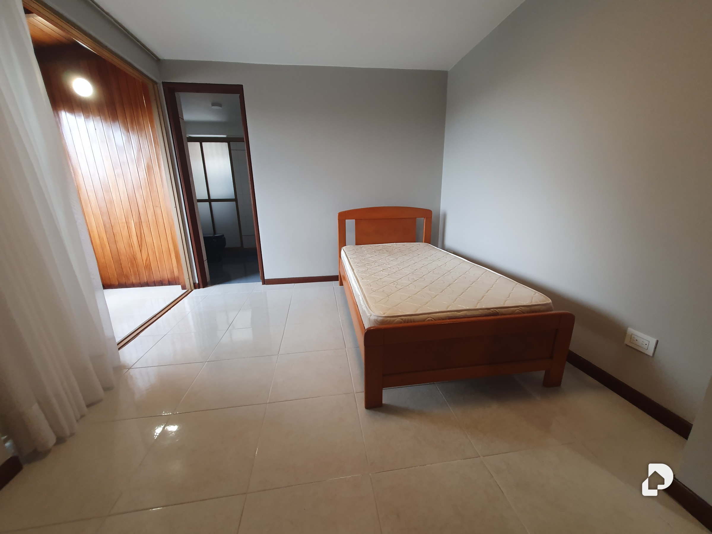 Apartamento en Barrio Las Brisas, Maracay – 8