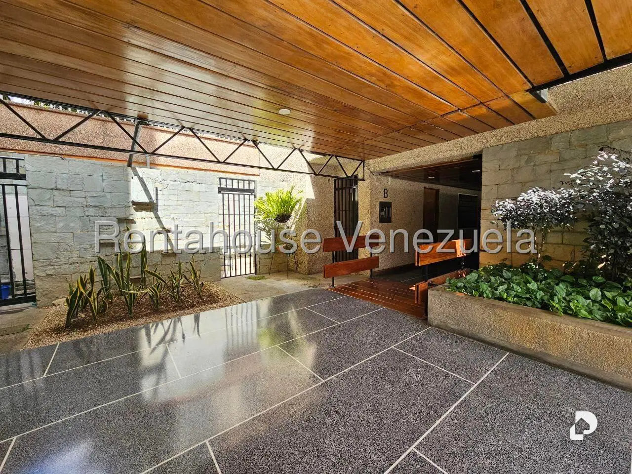 Apartamento en Santa Fe Norte, Caracas – 2