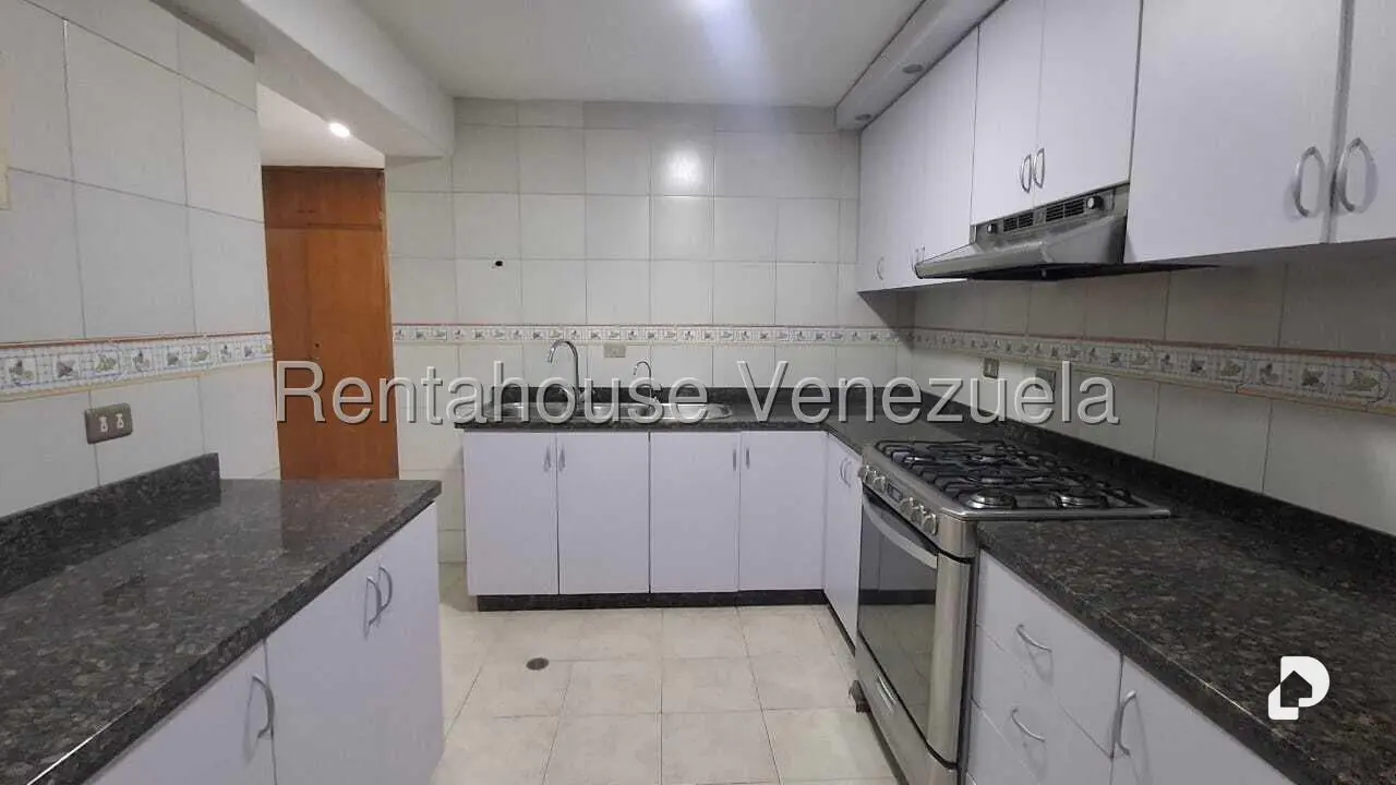 Apartamento en Cumbres de Curumo, Caracas – 15
