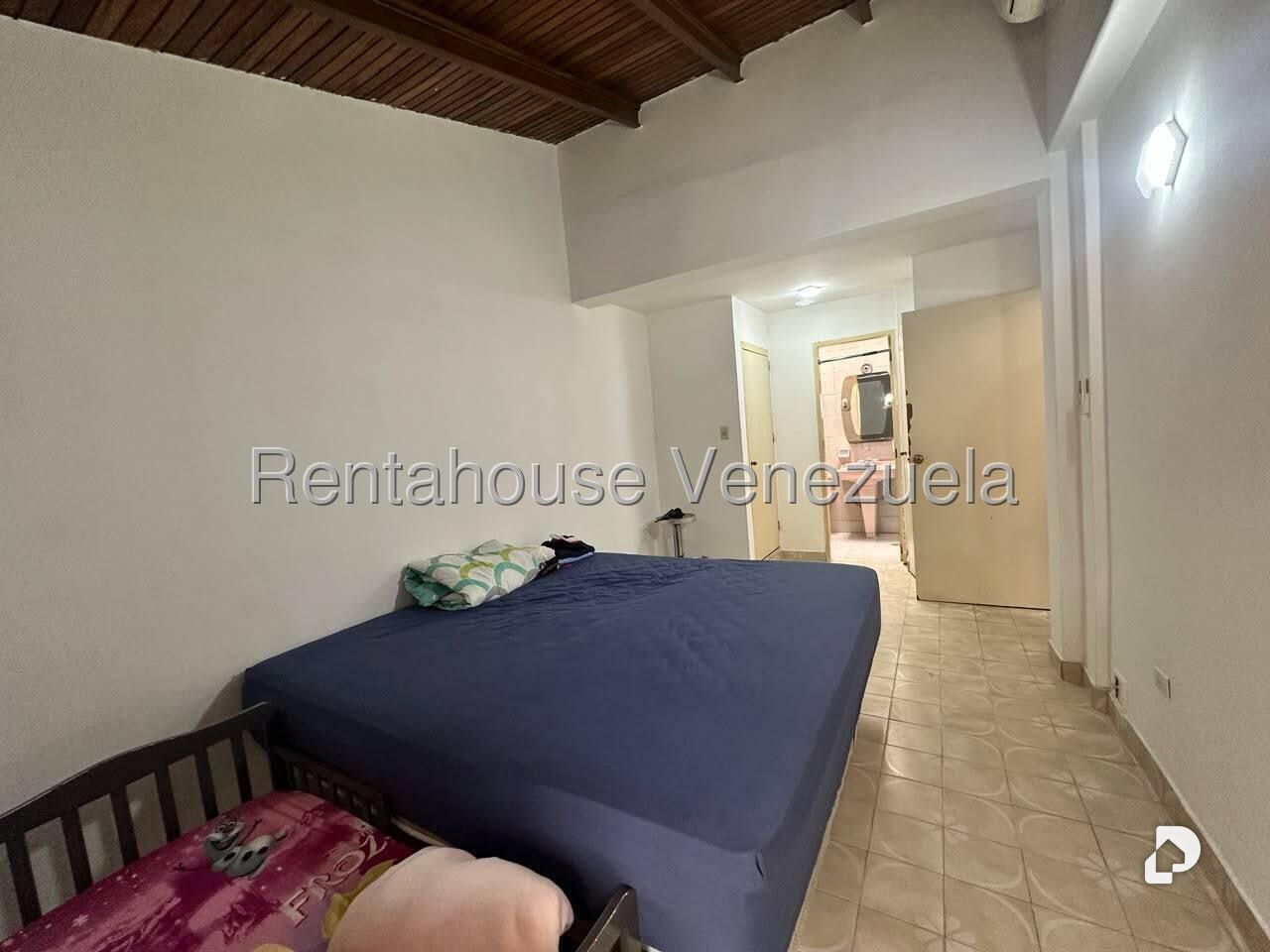 Casa en El Llanito, Caracas – 24